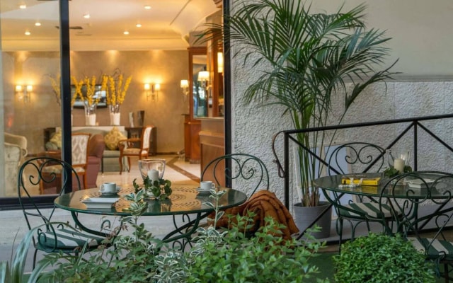 Отель Santa Costanza by OMNIA hotels