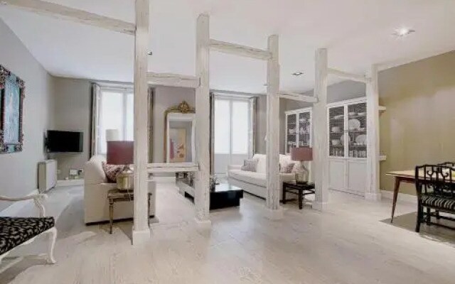 Genteel Home Huertas