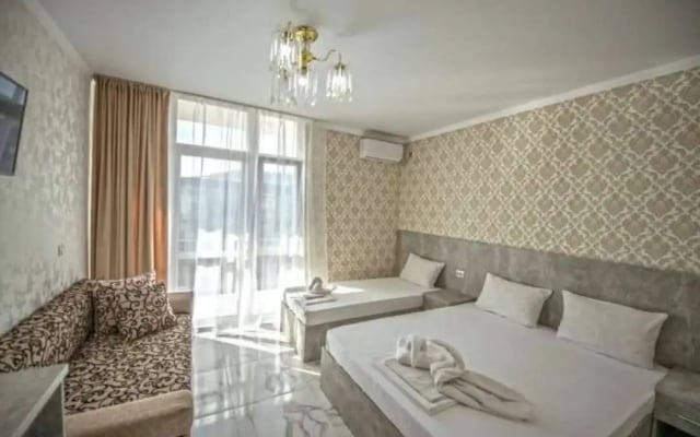Grand Elif