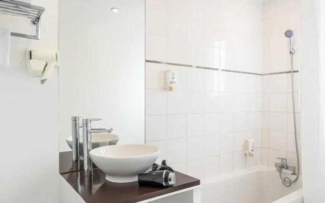 Aparthotel Adagio access Paris Tour Eiffel Saint-Charles