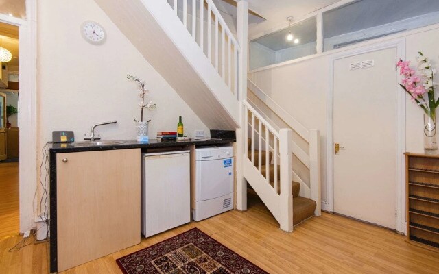 Lovely Talgarth Mansions Apartment - MDHI