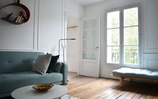 Flat on Quai de Valmy