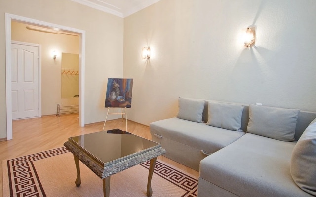 Apartment on Nezavisimosti 35