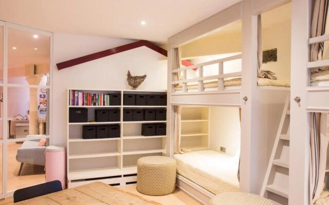 Flo's Atelier - Family studio