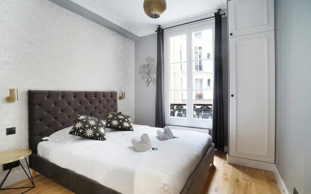 Sublime and new Apartment Center of Paris Opera