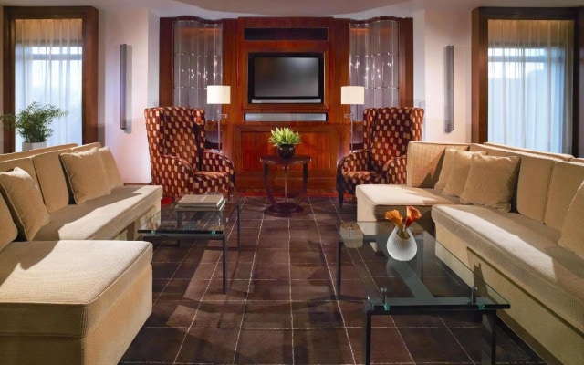 Sheraton Skyline Hotel London Heathrow