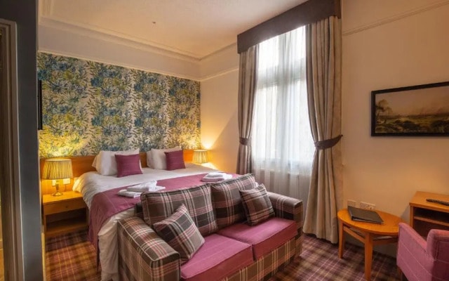 Woodthorpe Hotel