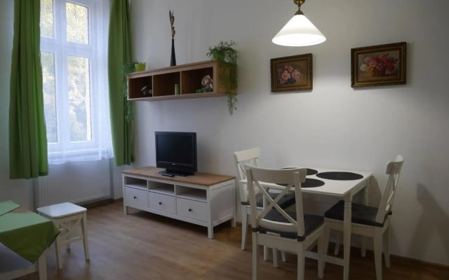 Moskevská 40