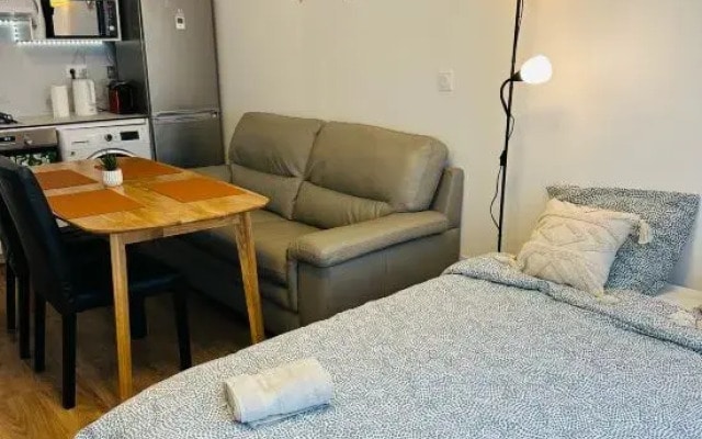 Pairs center 3 beds 2 rooms Family Suite