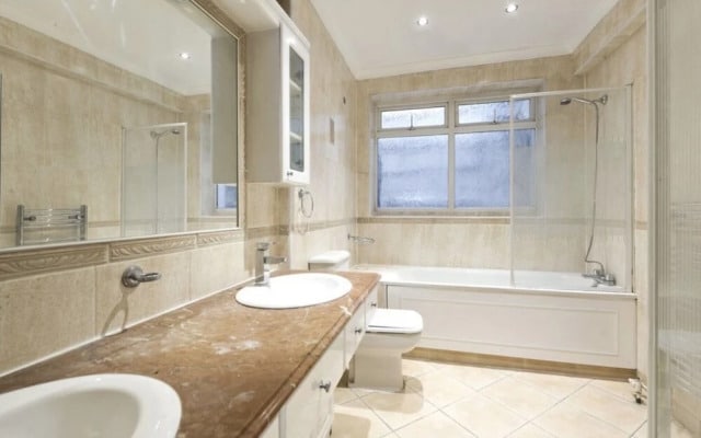 Immaculate 4-bed Apartment Opposite Hyde Park W2