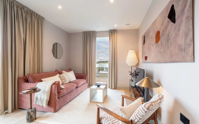 Contemporary City Escape