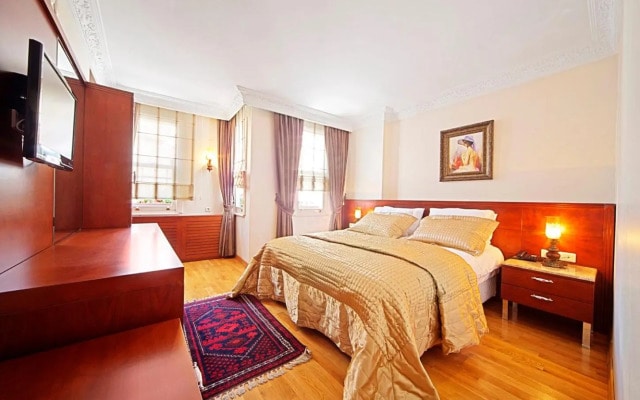 Dilhayat Kalfa Hotel