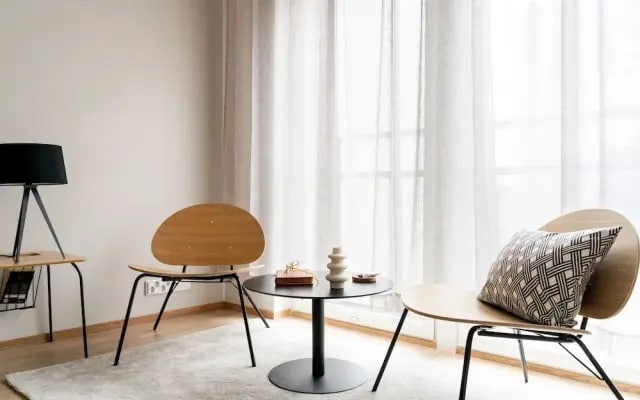 Bright studio by Logomo & Train station