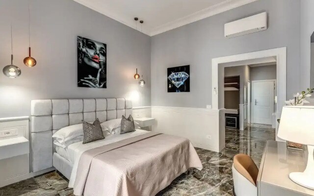 Spanish steps Oasis Suites