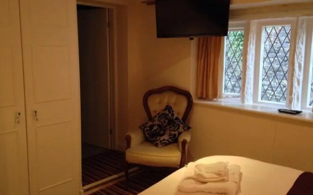 Shears Inn