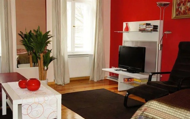 3-Room Apartment Emdener Strasse