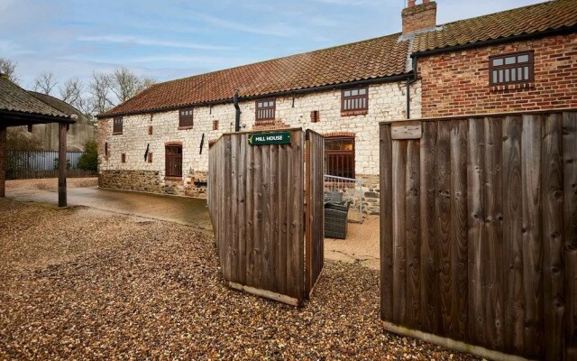 Host Stay Mill House Brid