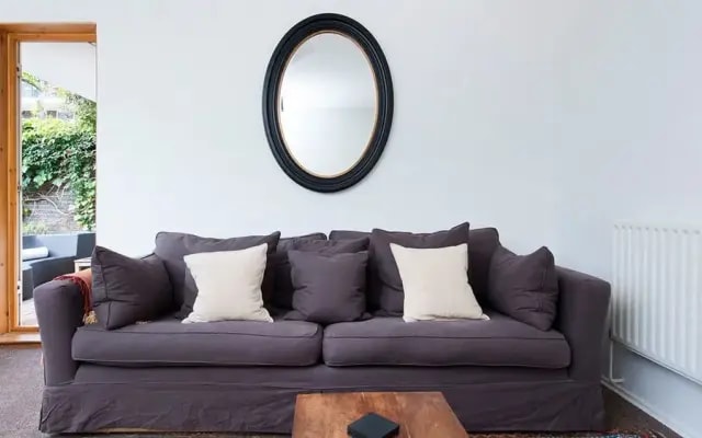 Wonderful 2BR Flat, With Private Garden