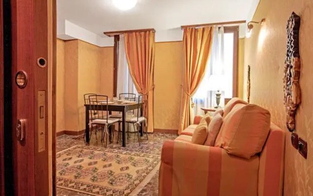 Juice Glam Apartments