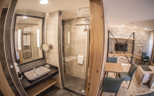Cuci Hotel di Mare Bayramoglu
