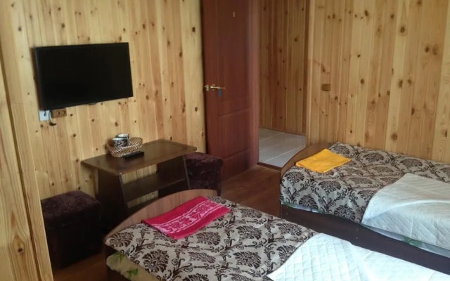Emili Guesthouse