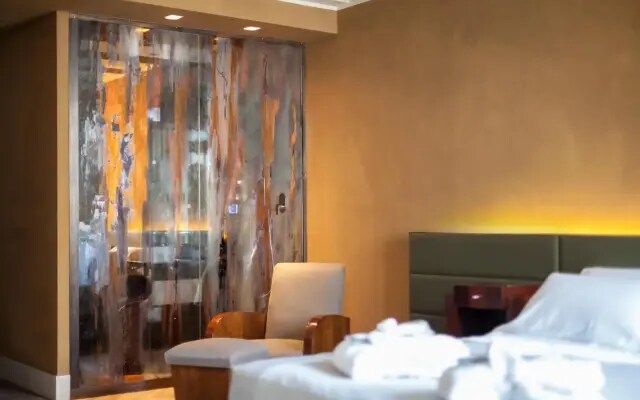 Liassidi Wellness Suites