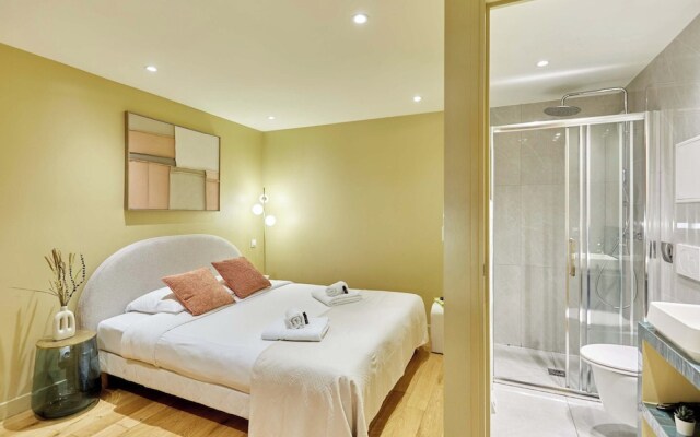 Superb AC Studio Center of Paris