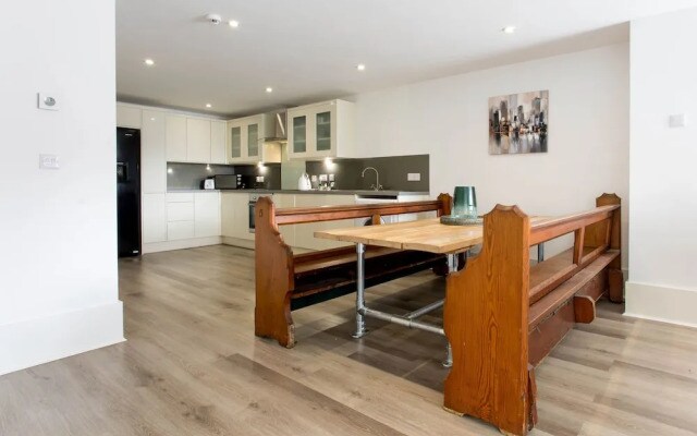 The Winding House Serviced Apartments HSA