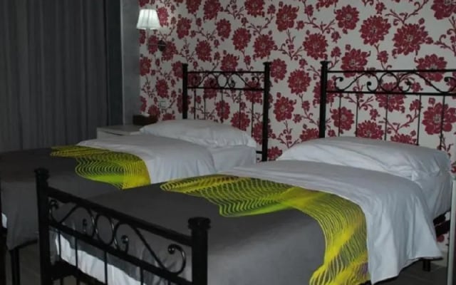 Rome Orange Inn