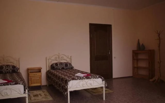 Medovyij Mini-Hotel