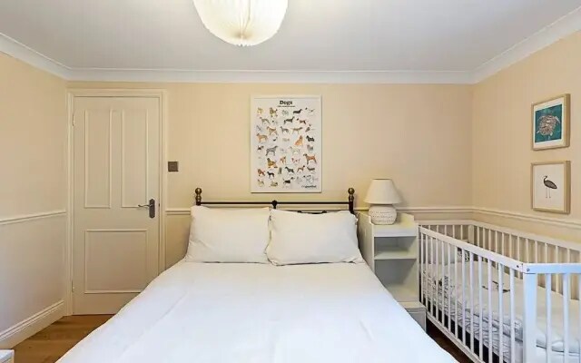 Charming London Retreat