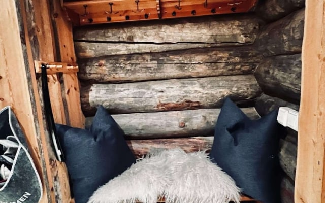 4 Bed Cabin -sleeps 7 - Northern Light Views