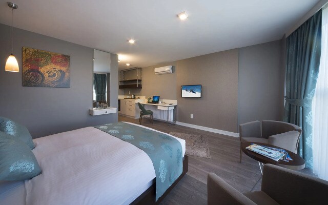 The Clock Suites