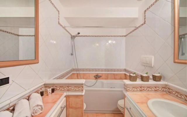 Vittorio Emanuele Ii Halldis Apartment