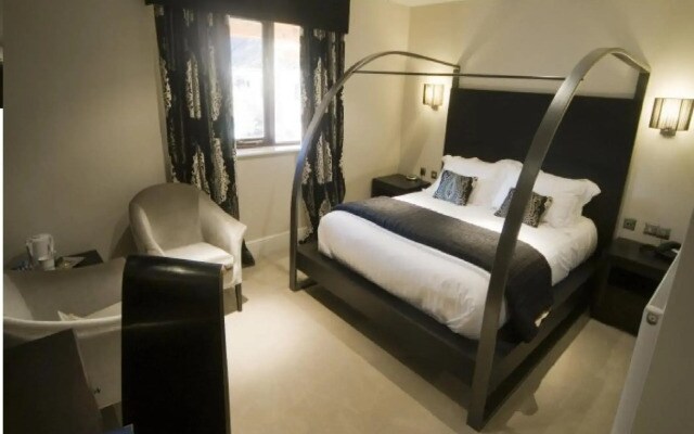 Hall Farm Hotel & Restaurant