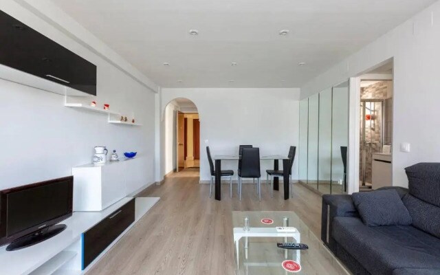 Apartamentos La Vaguada Suites