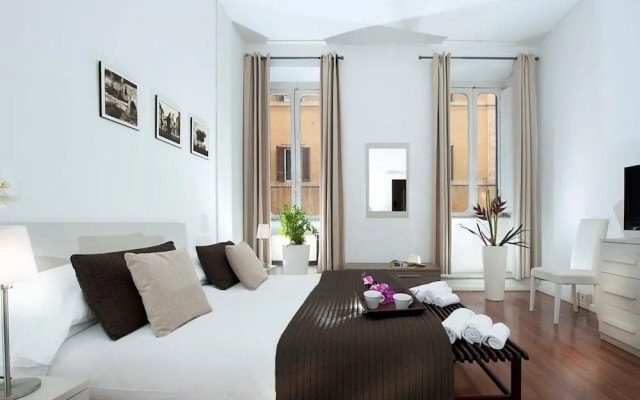 Spanish Steps Apartment At ItalyRents