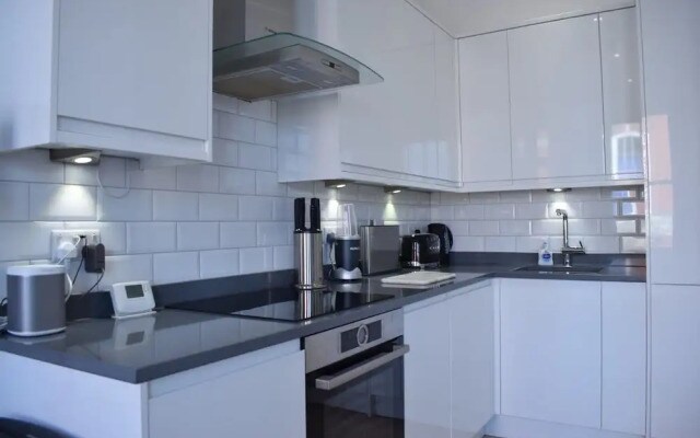 Spacious 1 Bedroom Apartment in Clapham