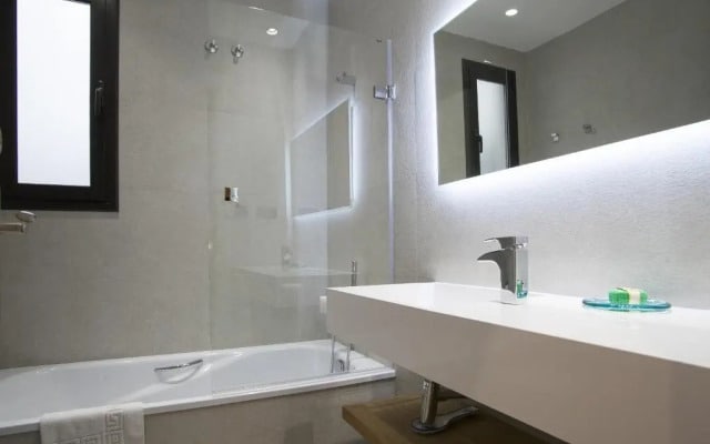 Tendency Sagrada Familia Luxury