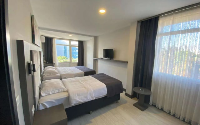 Sahil Hotel Pendik