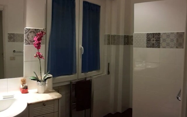 True Colors Apartment Cipro