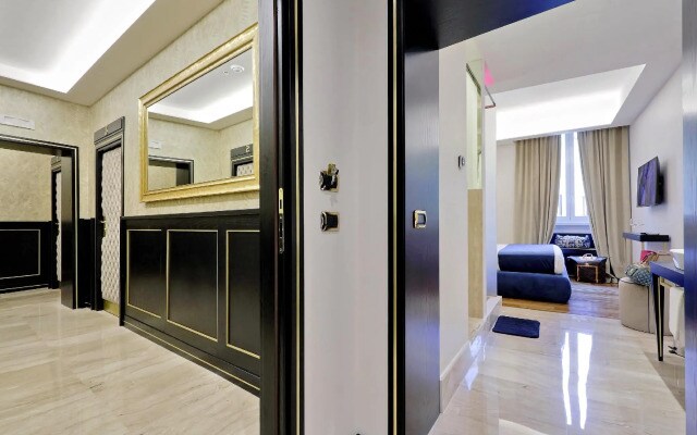 Spanish Diamond Luxury Suites & Jacuzzi