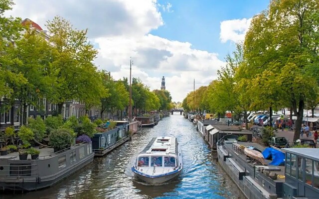 Nassau Canal Suites