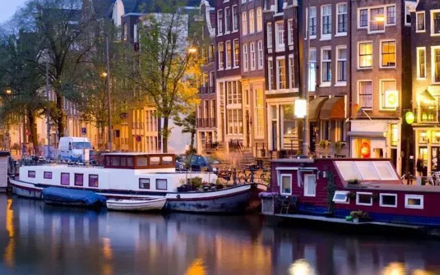 Boathouse Canal View