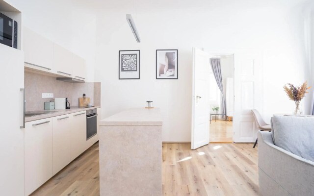 Bright Apartment in Old Town by Prague Days