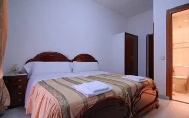 Hostal Reconquista