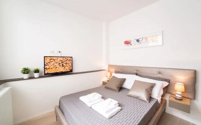 Rent In Rome - Valentino Luxury