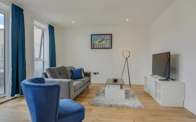 Heathrow Central Apartments By Mysquare