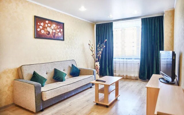 Five Stars on Lenin Avenue, 92