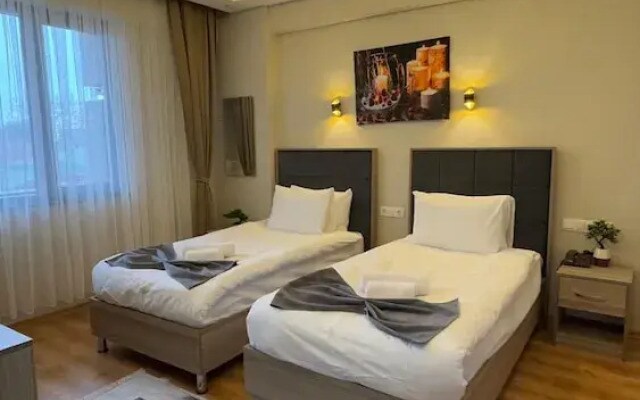 Lions Hotel
